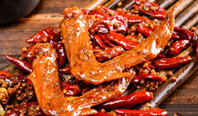 2025鹵味市場(chǎng)規(guī)模預(yù)計(jì)1620億元,個(gè)體店、路邊攤受青睞